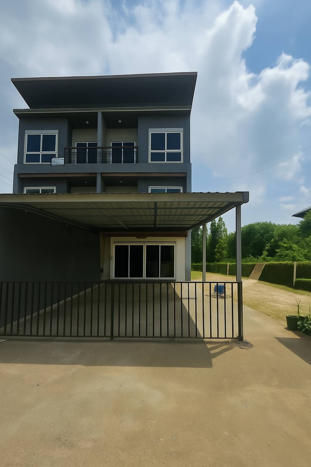 📣 ขายอาคารพาณิชย์ 3 ชั้น ทำเลทอง ใจกลางเมืองภูเก็ต